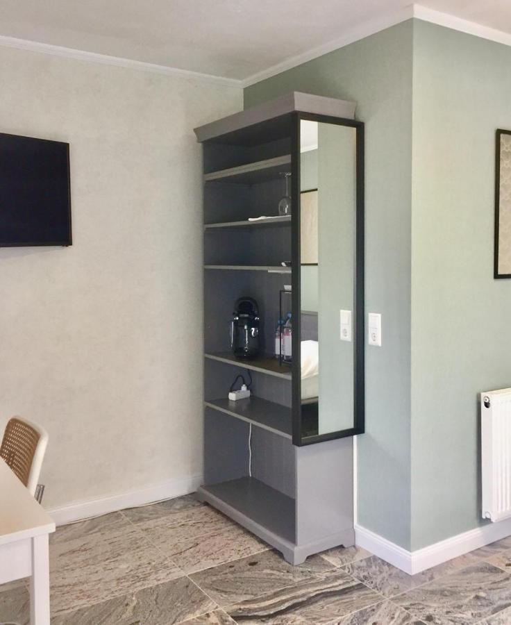 Neues Zimmerapartment Mit Bad Neckarwestheim Buitenkant foto